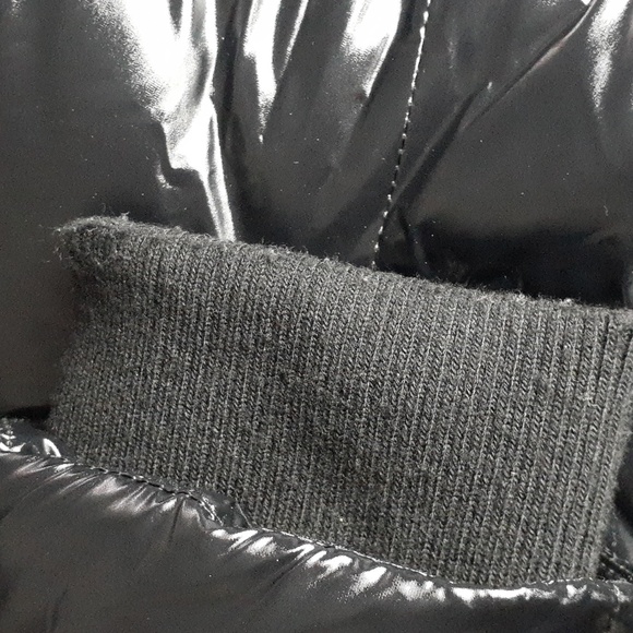 Kensie Black Puffer Jacket With Hood Wet Look Glossy - Picture 11 of 12